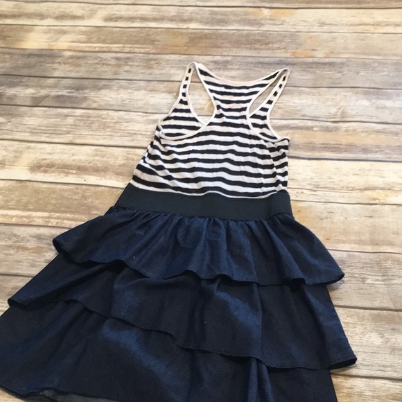 Miley Cyrus Max Azria dress - Picture 5 of 5